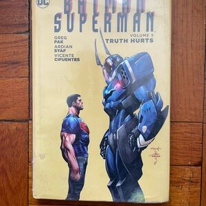 DC Comic: Batman Superman with Blue and Red Cover‎